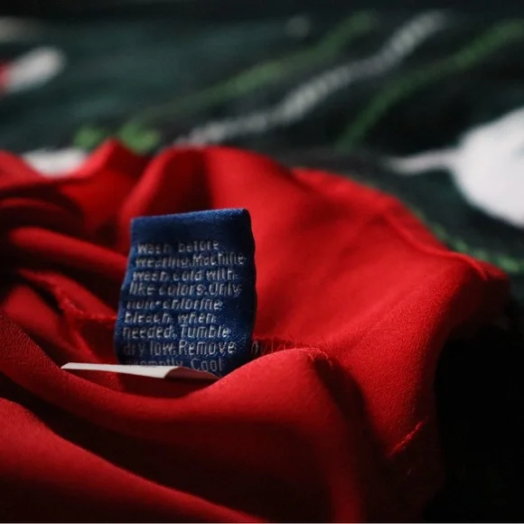 Apt. 9 Bold Red Top - Picture 7 of 8